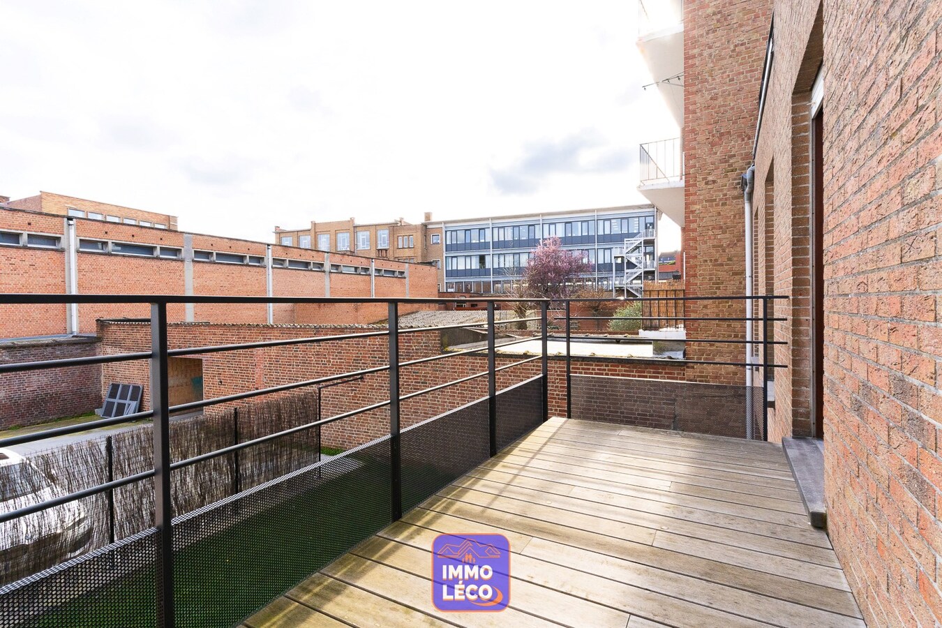 Appartement en plein centre ville, terrasse et parking privé ! 