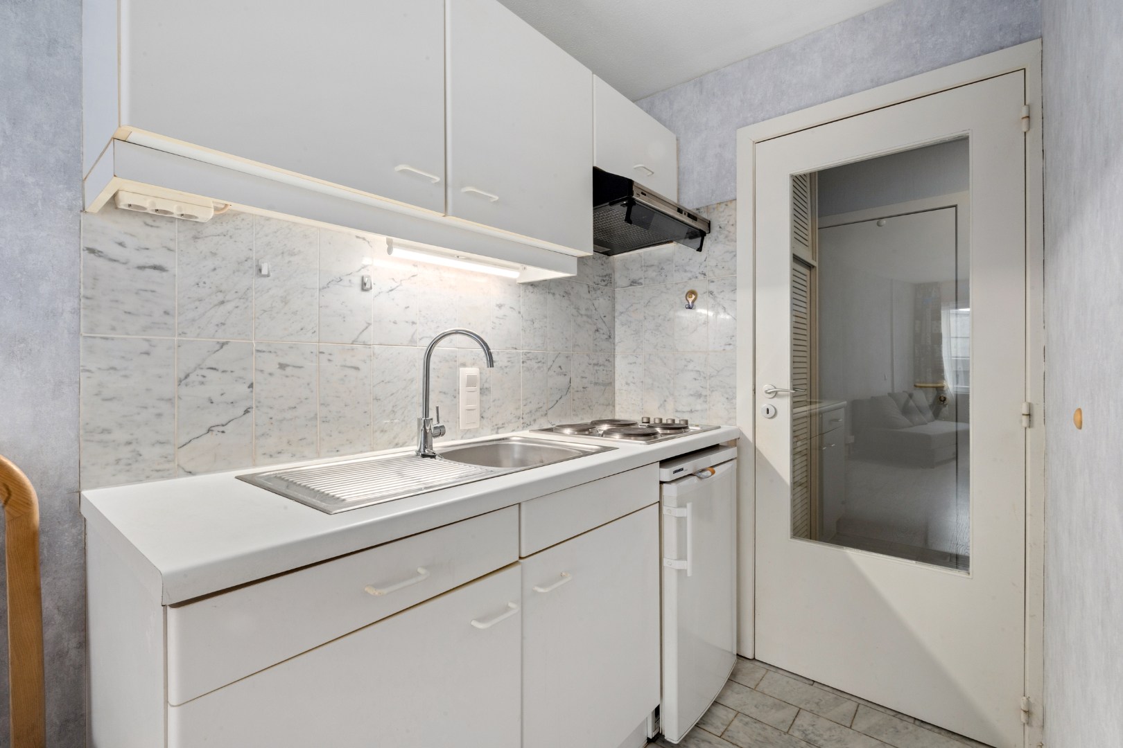 STUDIO MET ZIJDELINGS ZEEZICHT EN TERRASJE OP TOPLIGGING 