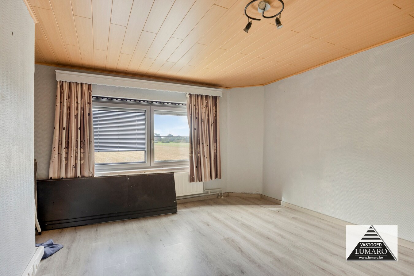 Gezinswoning, met warmtepomp, zonnepanelen en thuisbatterij! 