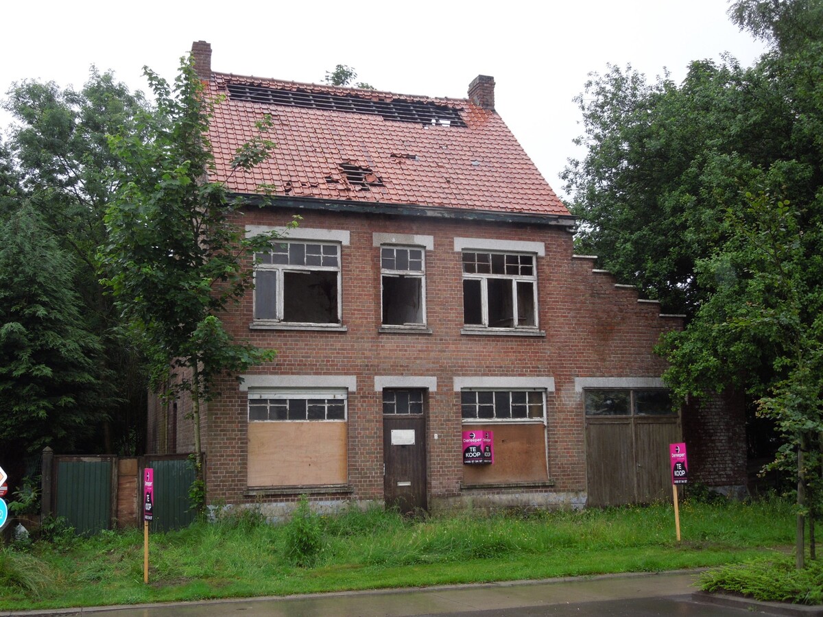 Woonhuis met grond / beleggingsgrond 