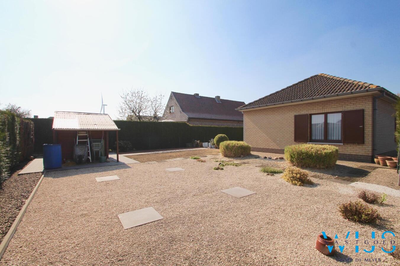 Gezellige goed onderhouden bungalow op een mooi perceel 