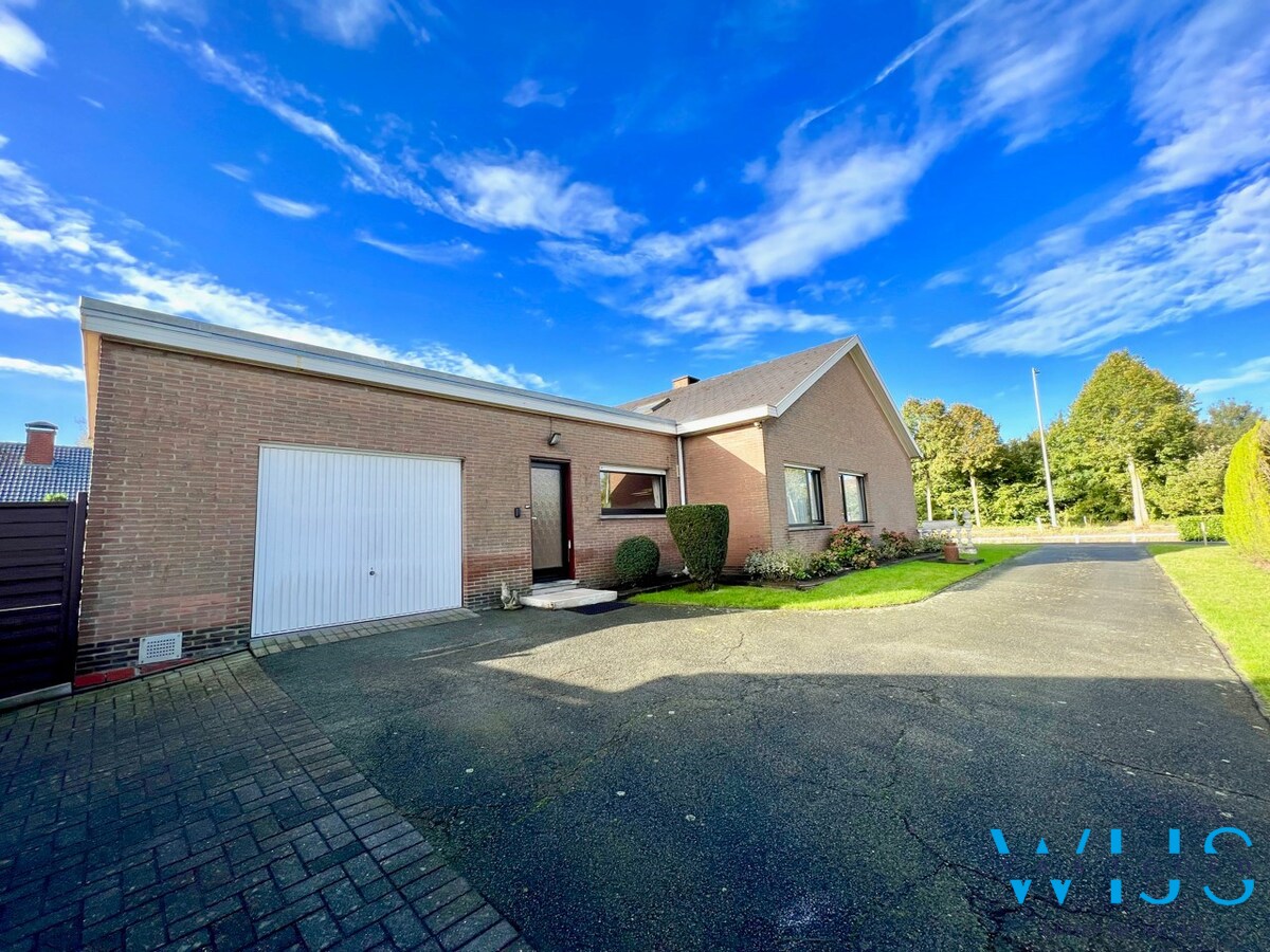 Zeer goed onderhouden woonhuis op 1.165m² te ERTVELDE ! 
