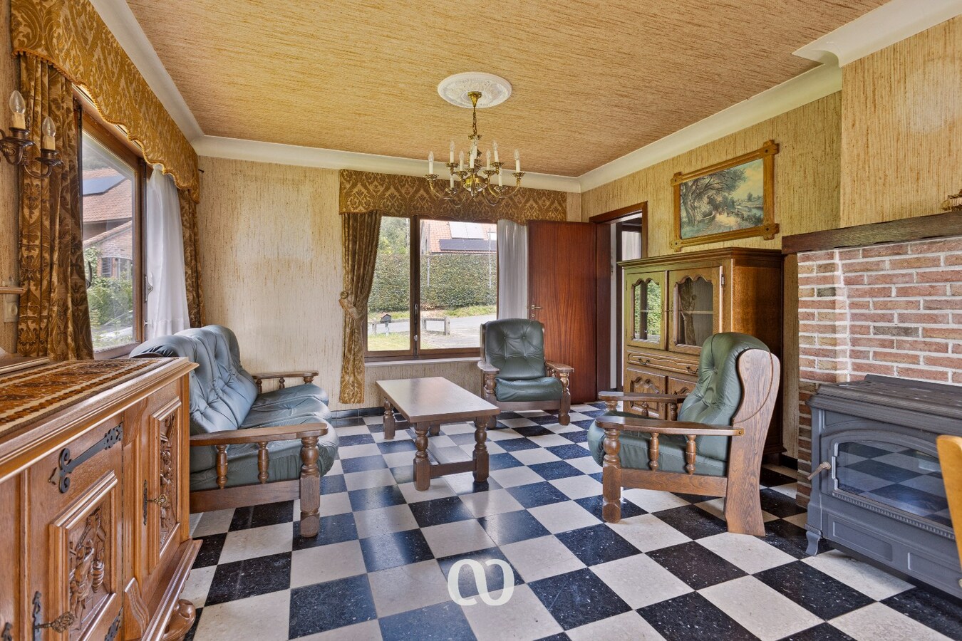 Te renoveren woning op sublieme locatie 