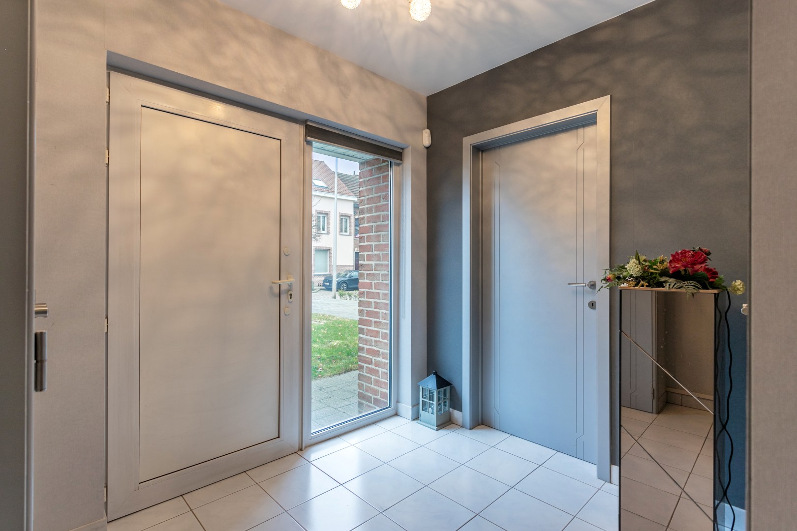 Instapklare woning 3 slpks, garage en ruime tuin (8,8are) 