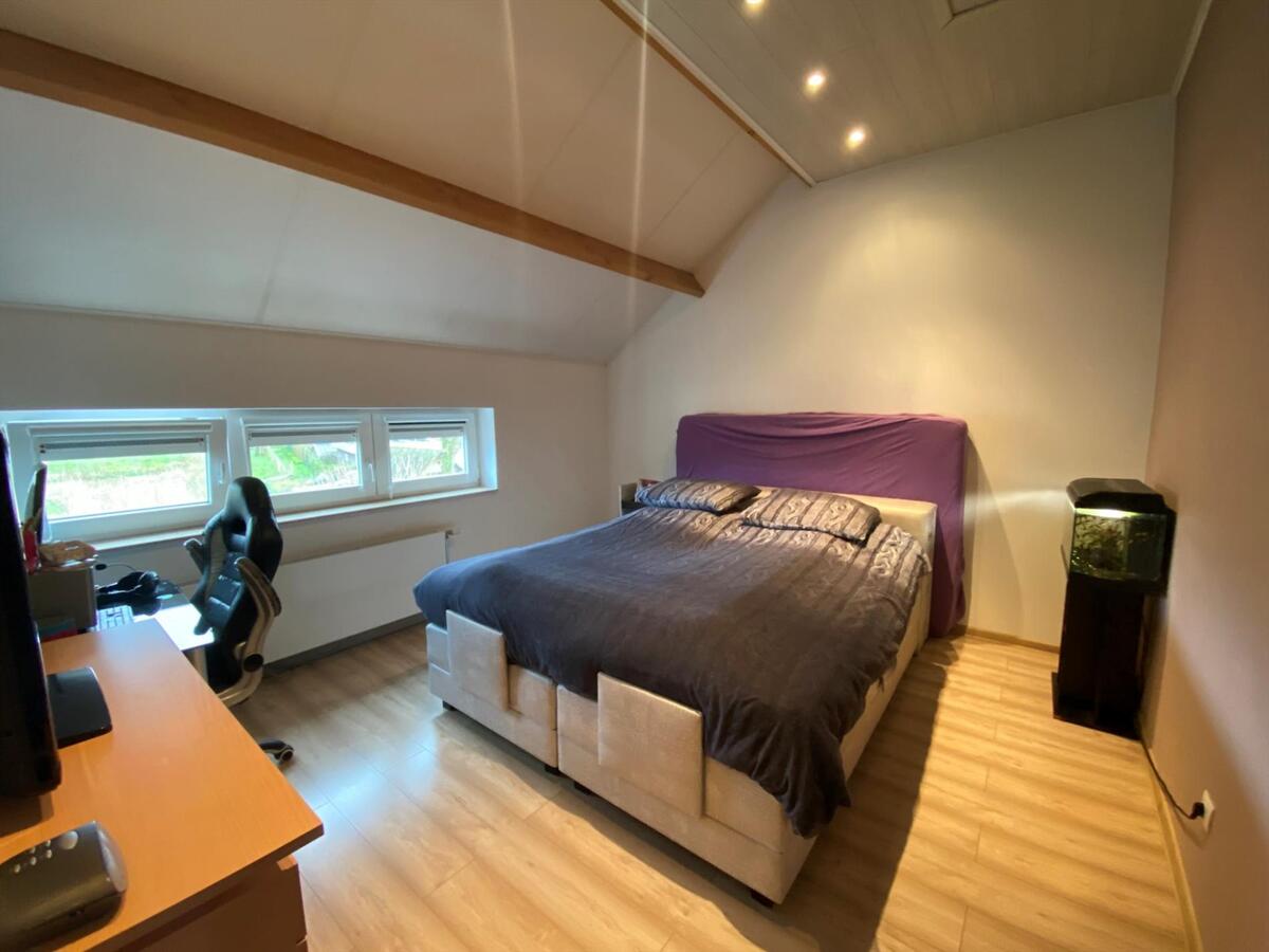 Rustig gelegen, instapklare alleenstaande woning met 3 slaapkamers 
