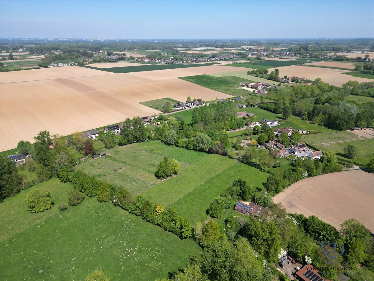 Exclusief en tijdloos wonen met exceptionele zichten. 