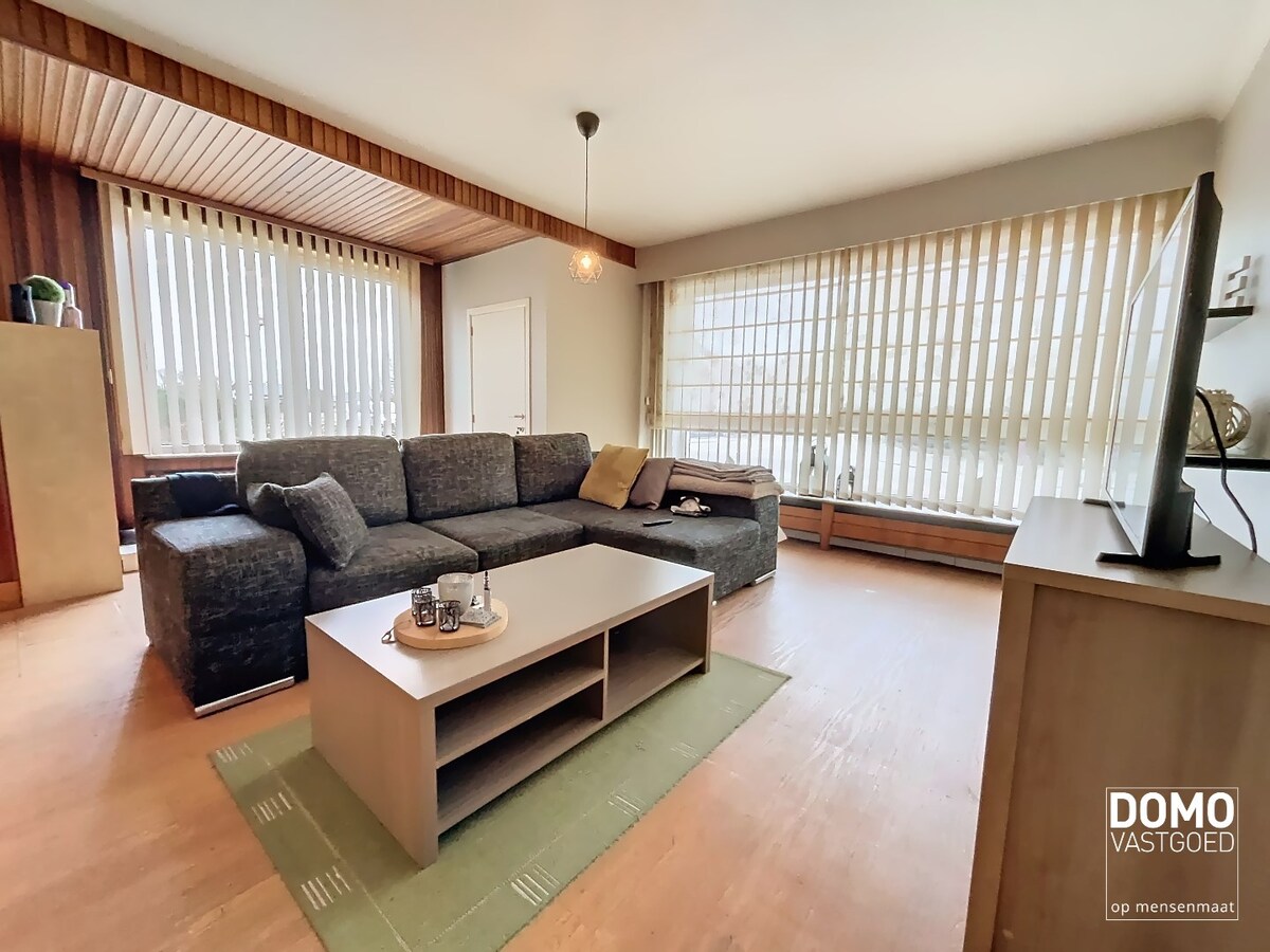 Half open bebouwing met 3 slaapkamers te Herk-de-Stad - 161m² 