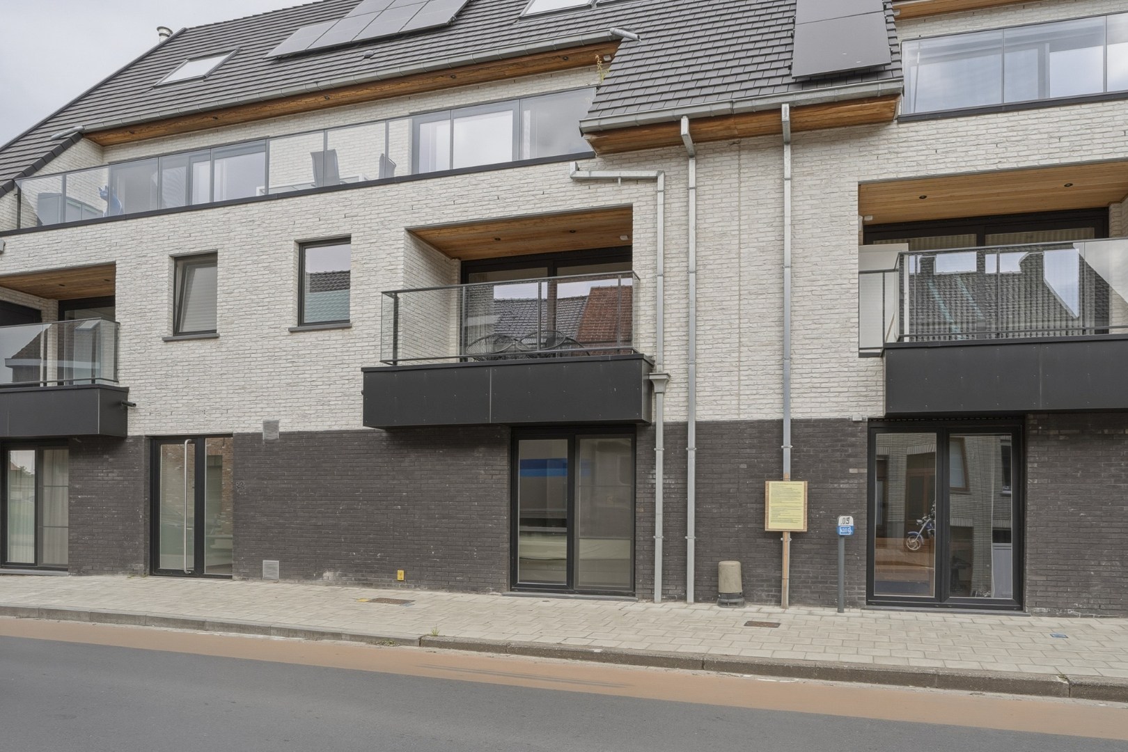 Instapklaar en energiezuinig gelijkvloers appartement met tuin 