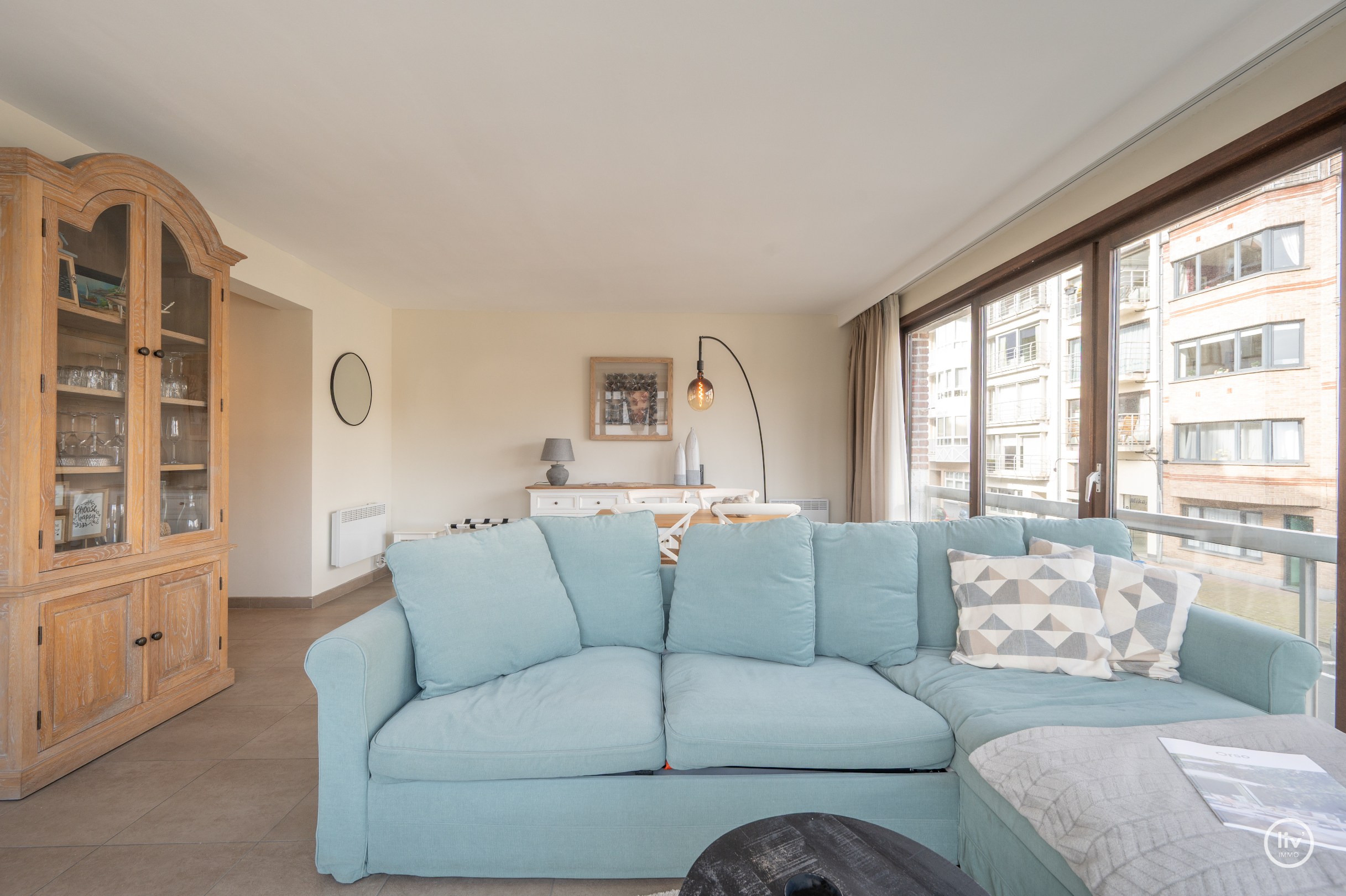 Lichtrijk 1-slaapkamerappartement op een aangename ligging vlakbij de Lippenslaan te Knokke. 