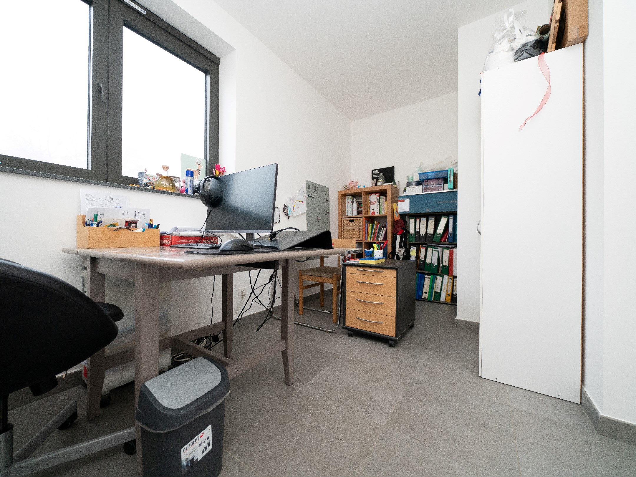 Nieuwbouwappartement met 3 terrassen, staanplaats en kelder 