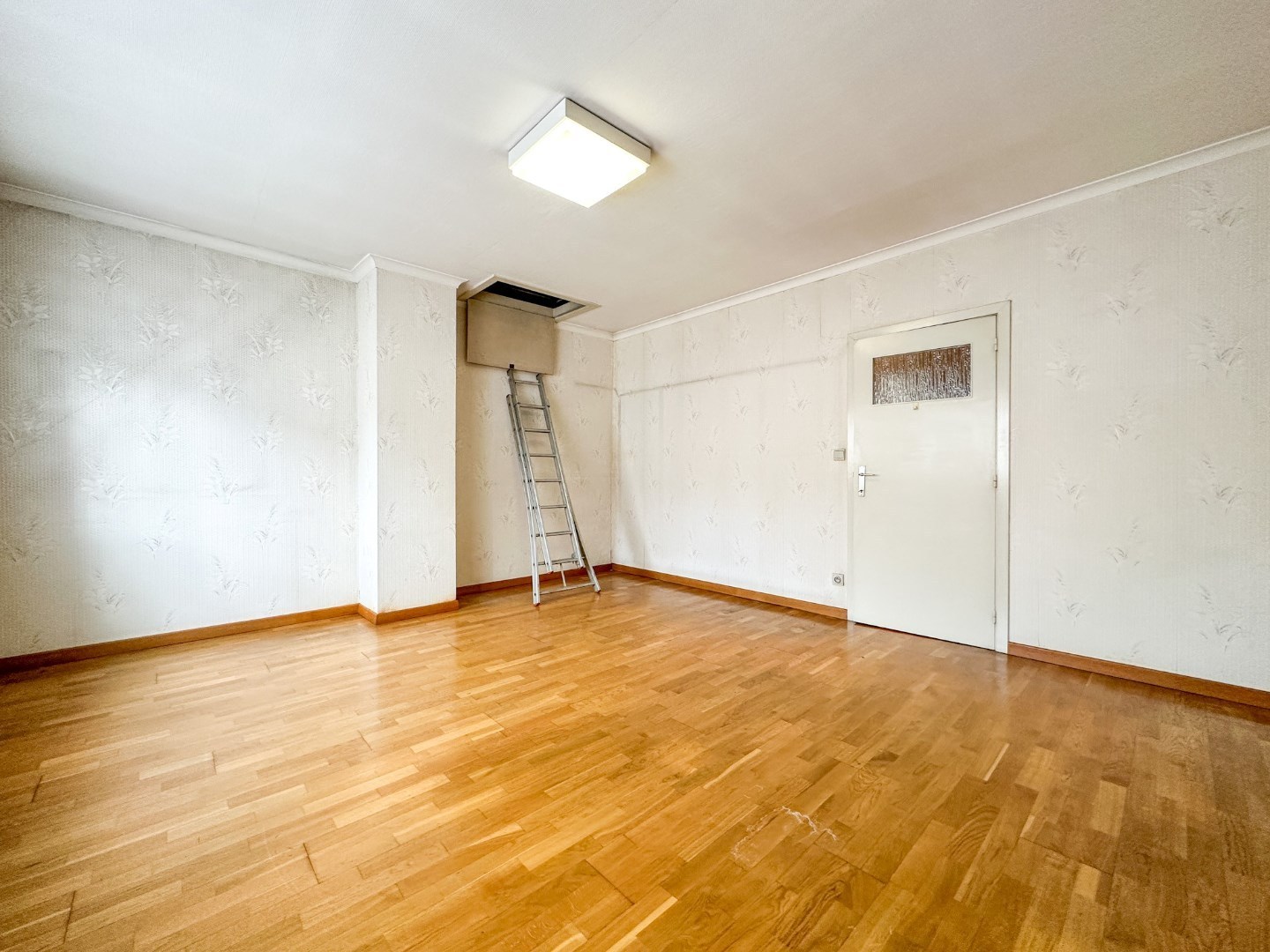 Stadswoning met private garage, terras en tuin, mét lift, Torhout 