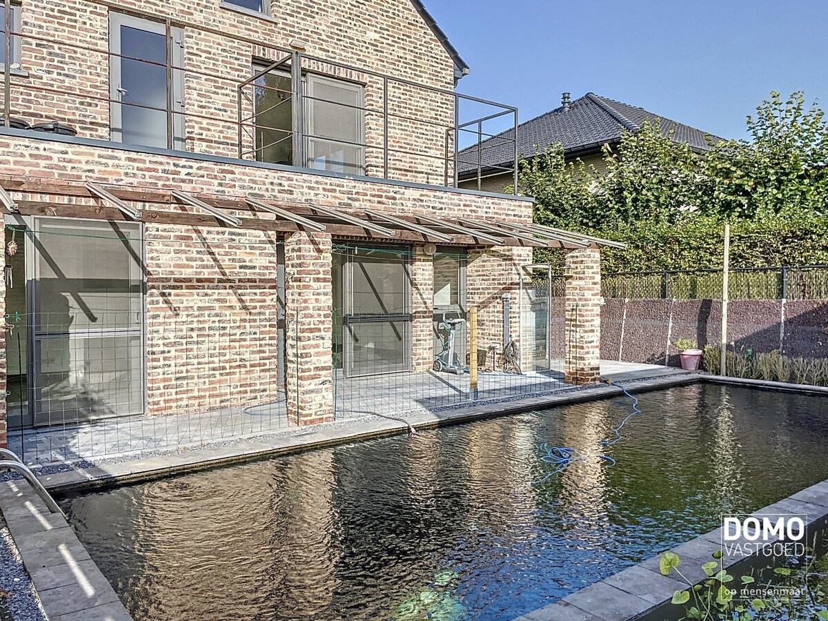 Luxe appartement met zwemvijver  in Herk-de-Stad, label A. 