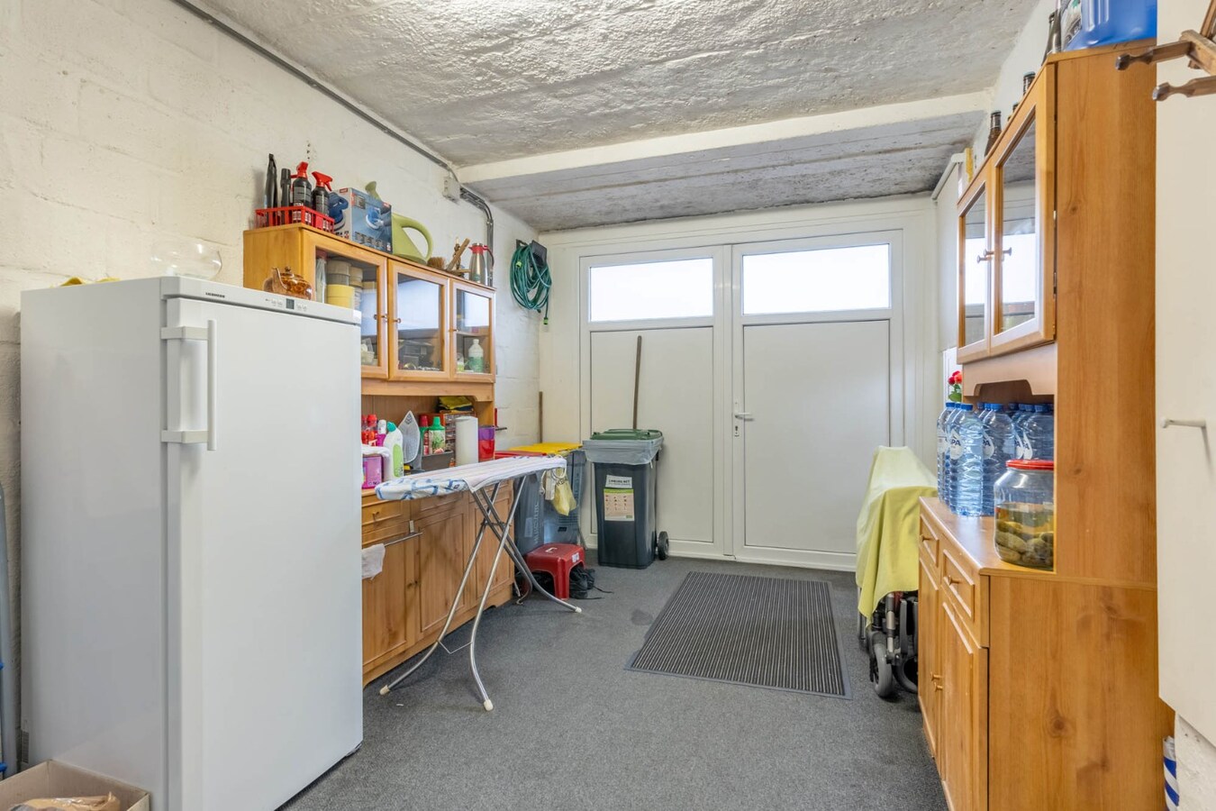 Ruime woning met 4 slaapkamers. 