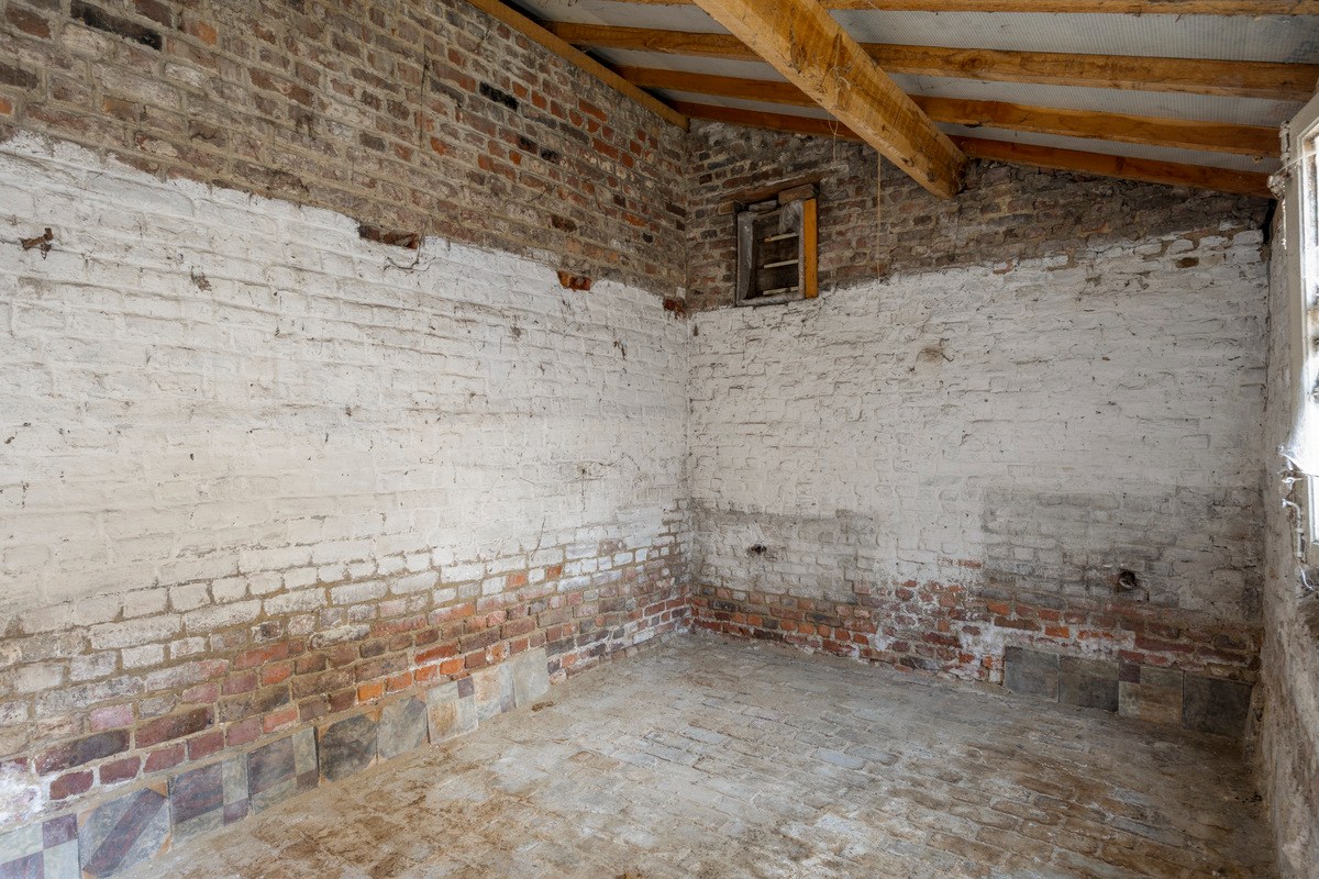 Half open bebouwing met 3 slaapkamers, tuin, terras en tuinhuis in Kessel-Lo! – EPC F kWh/m² - bewoonbare opp. 128 m² 