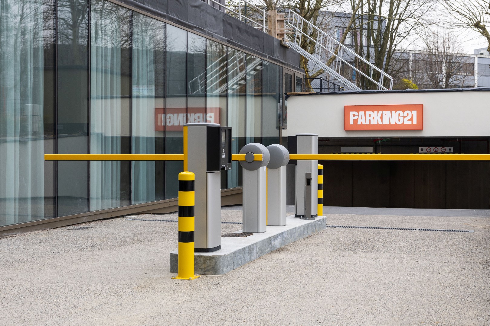 Pakket van 2 rotatieparkings bij Brussels Airport 