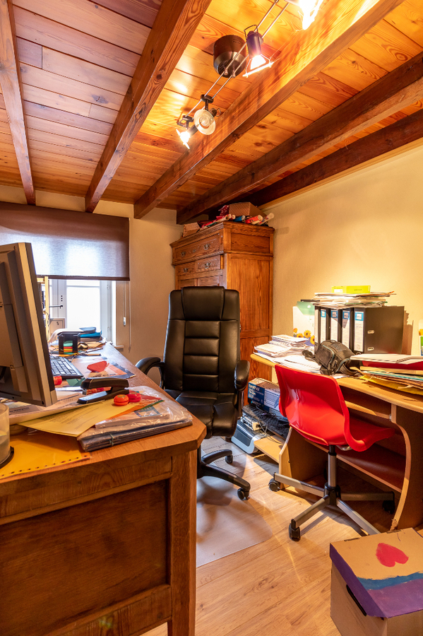 Charmante woning op 2329m² te Kortemark 