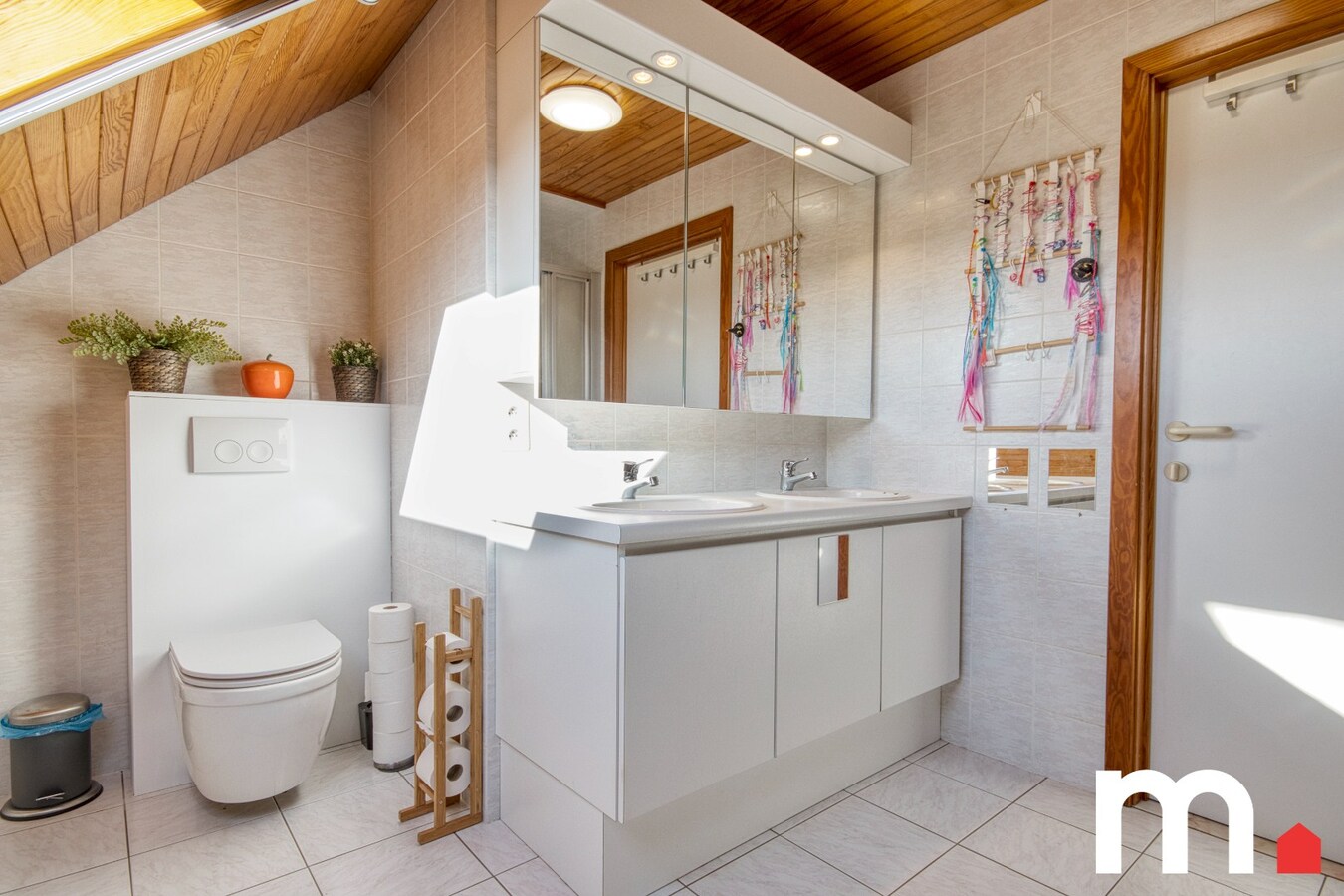 Alleenstaande instapklare villa te Kuurne op 788m² met 4 slaapkamers! 