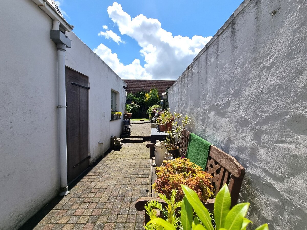 Centraal gelegen woning met leuke tuin te Knokke 