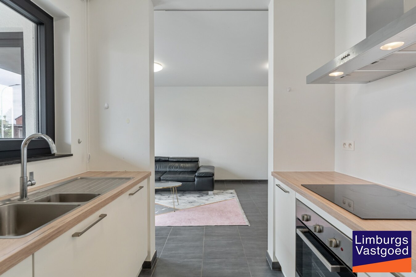 Appartement (80m²), 2 slpk, 2 ruime terrassen, autostaanplaats + kelderberging 