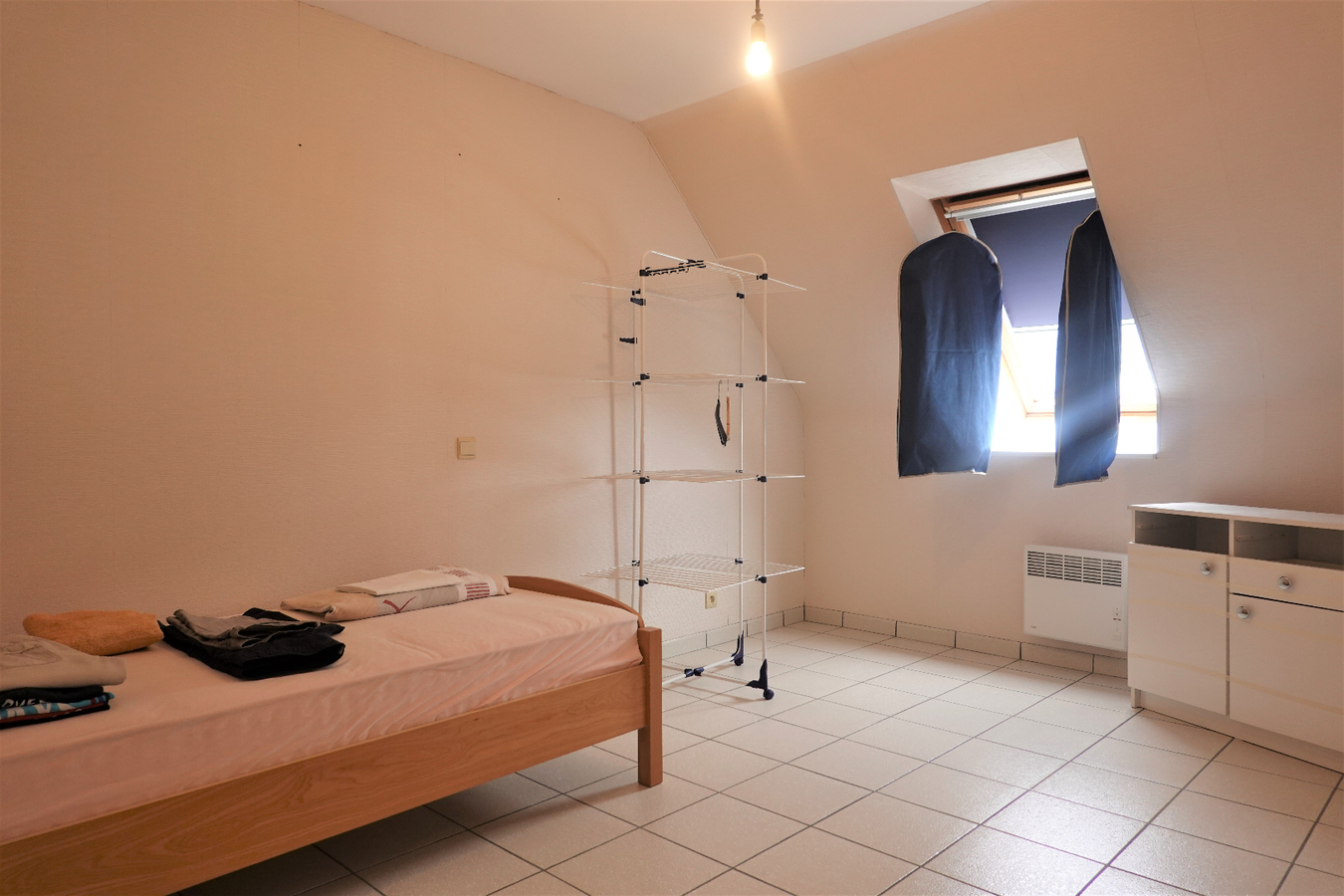 Duplexappartement in centrum Gistel met garage 