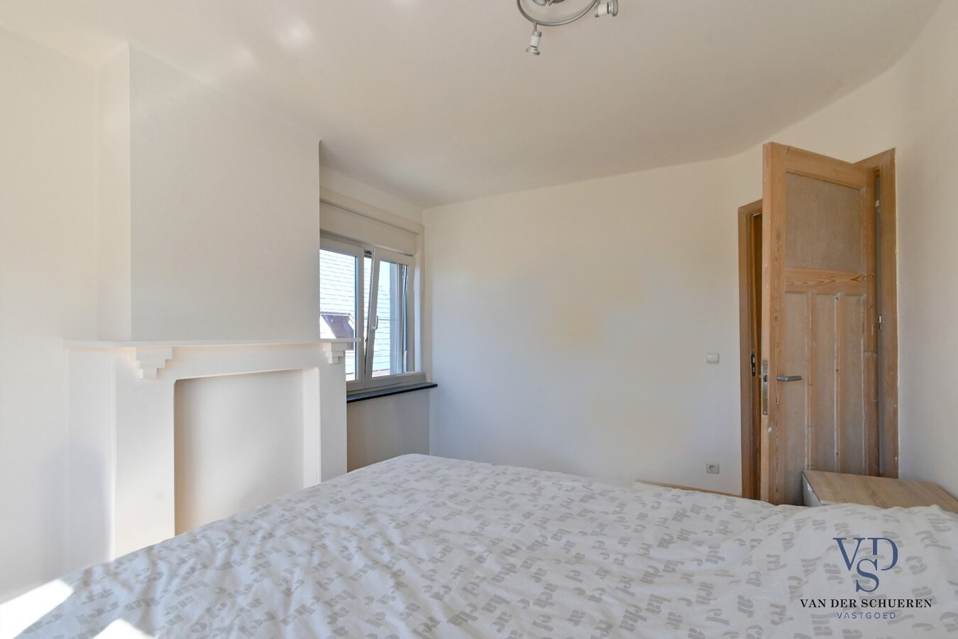 Degelijke Half Open Bebouwing 