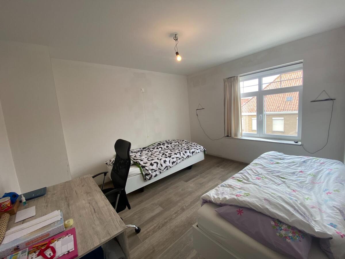 Ruim dakappartement met 2 slaapkamers en 2 terrassen in nieuwbouwresidentie. 