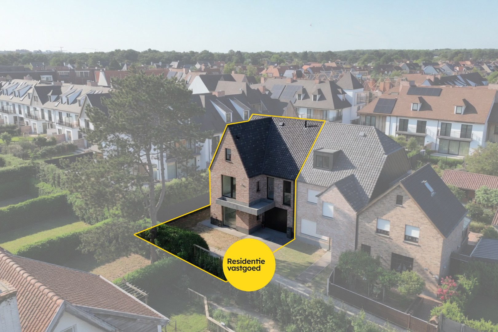 Exclusieve koppelvilla van 348 m² met 6 slaapkamers in rustige woonwijk 