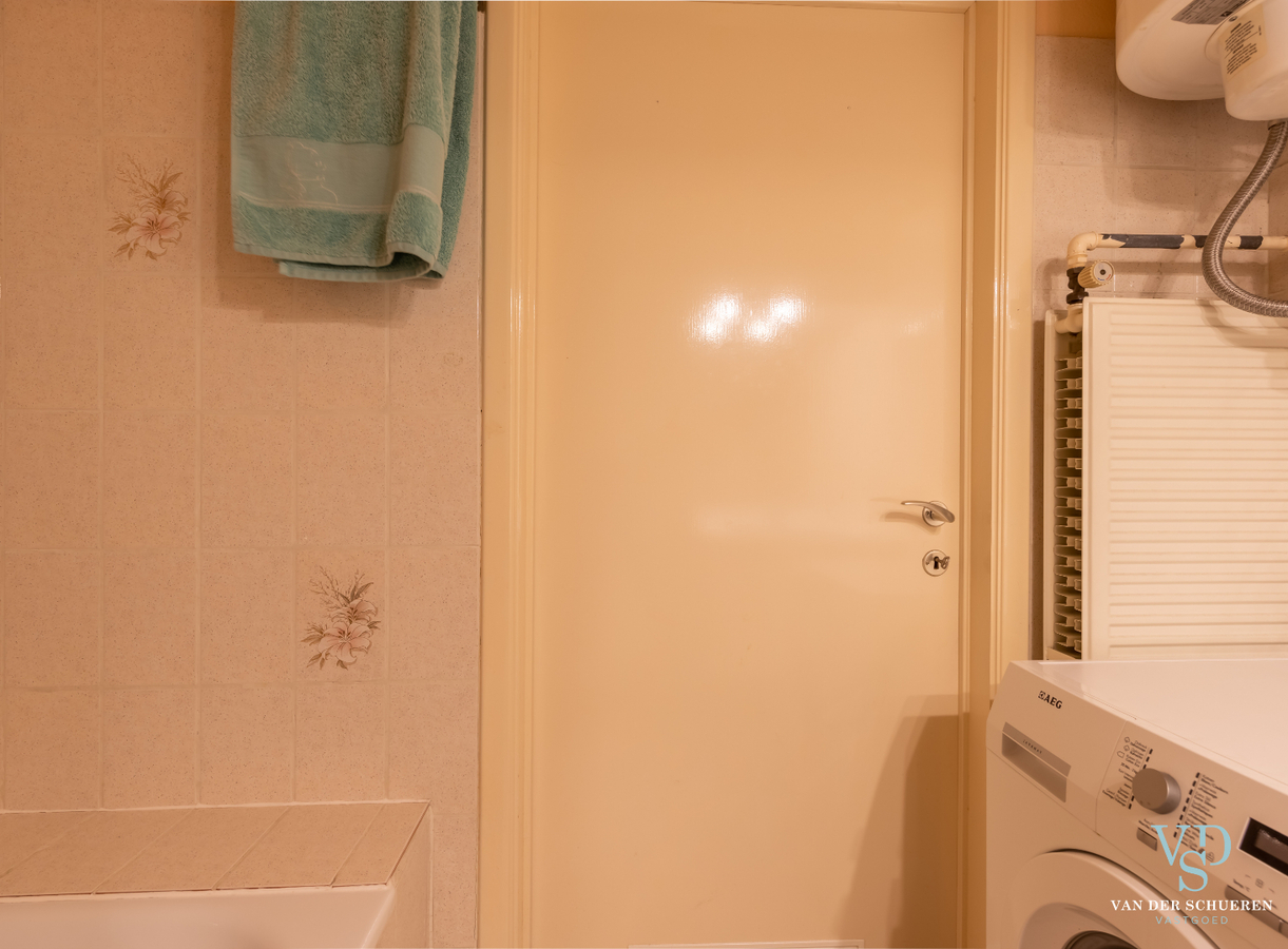 Gelijkgrondse woning op bijna 500 m² in centrum Gavere ! 