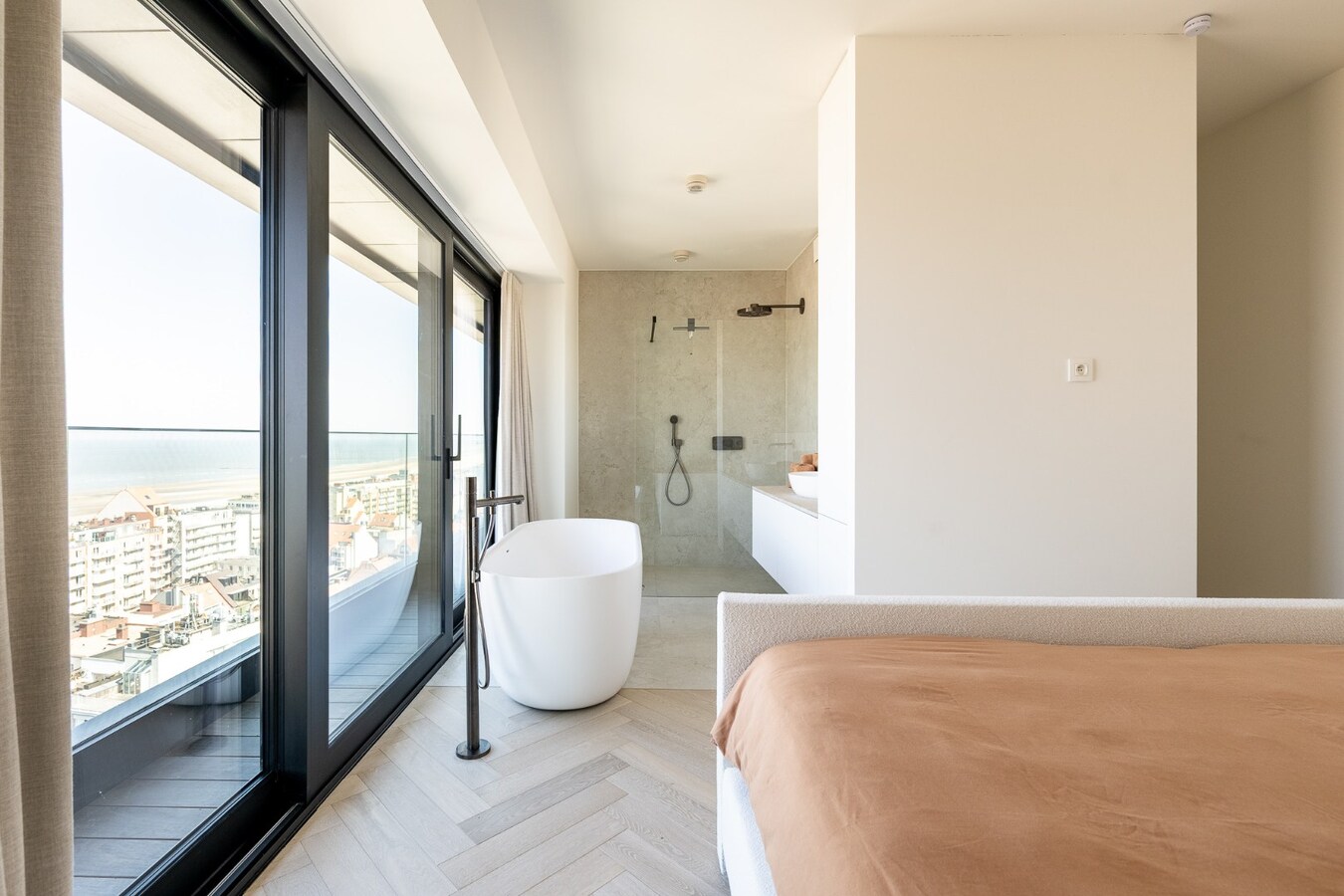 Eén van de hoogsgelegen appartementen van Knokke-Heist met magnifieke zichten 