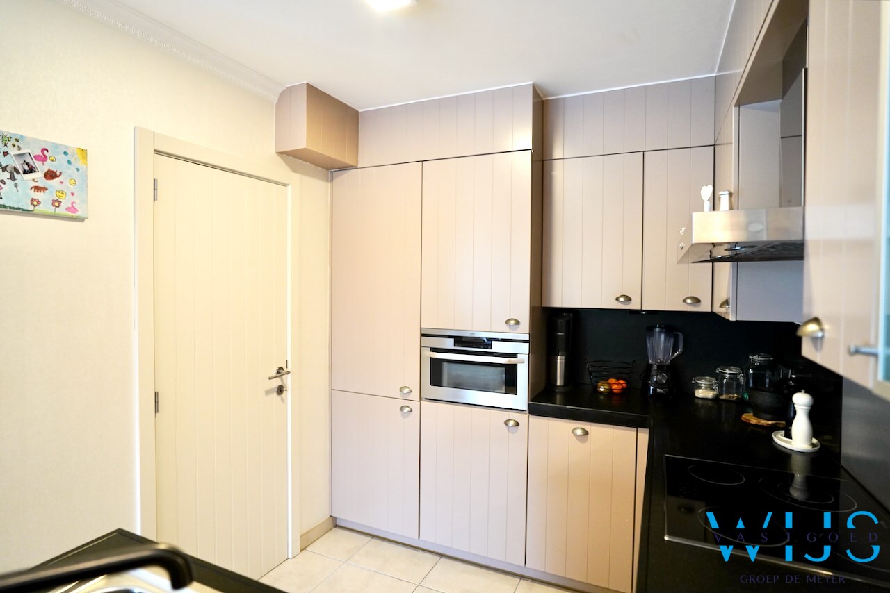 ENERGIEZUINIG appartement met RUIM terras te Rieme ! 