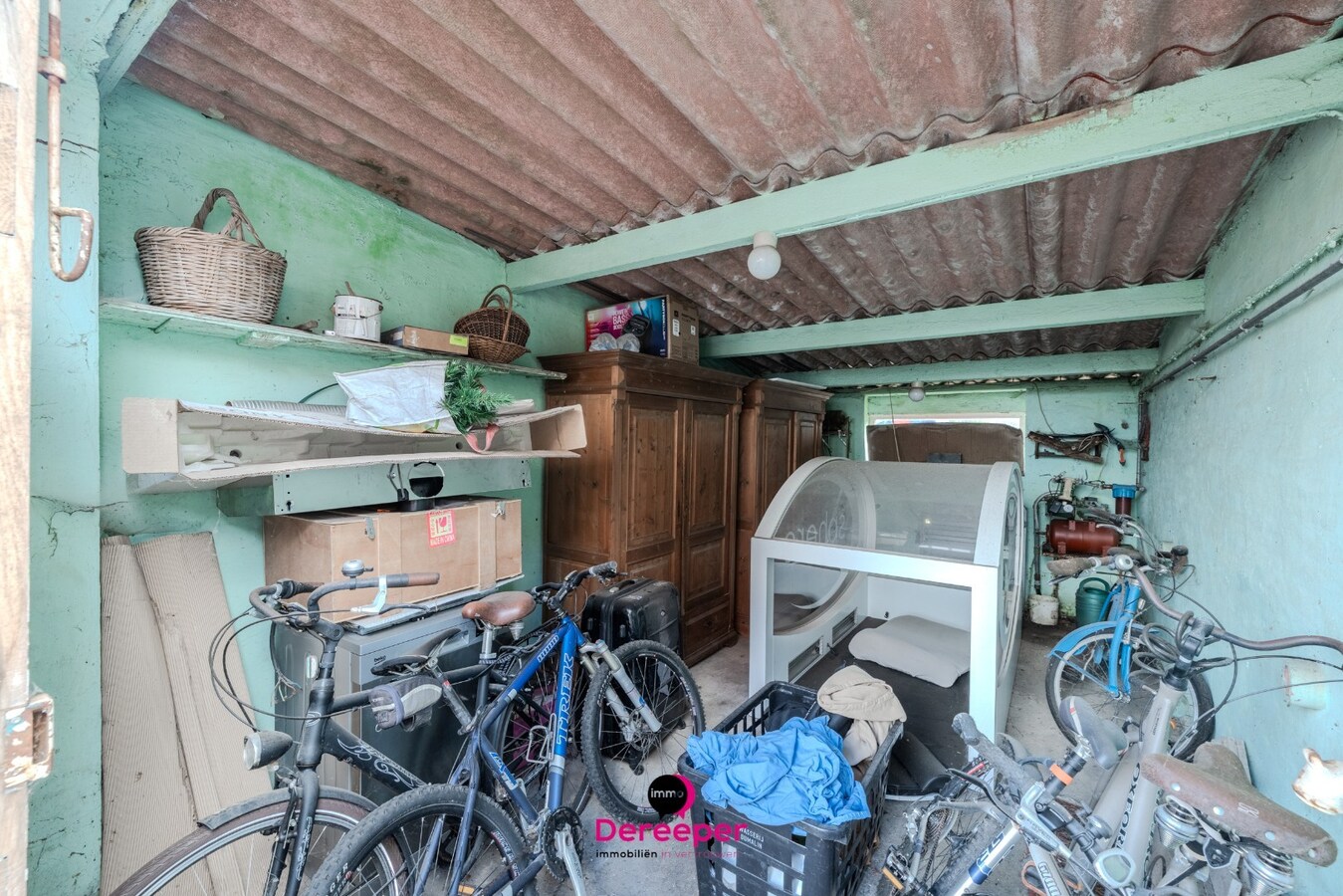Te renoveren halfopen woning met zuidgerichte tuin op 571 m² in Jabbeke 