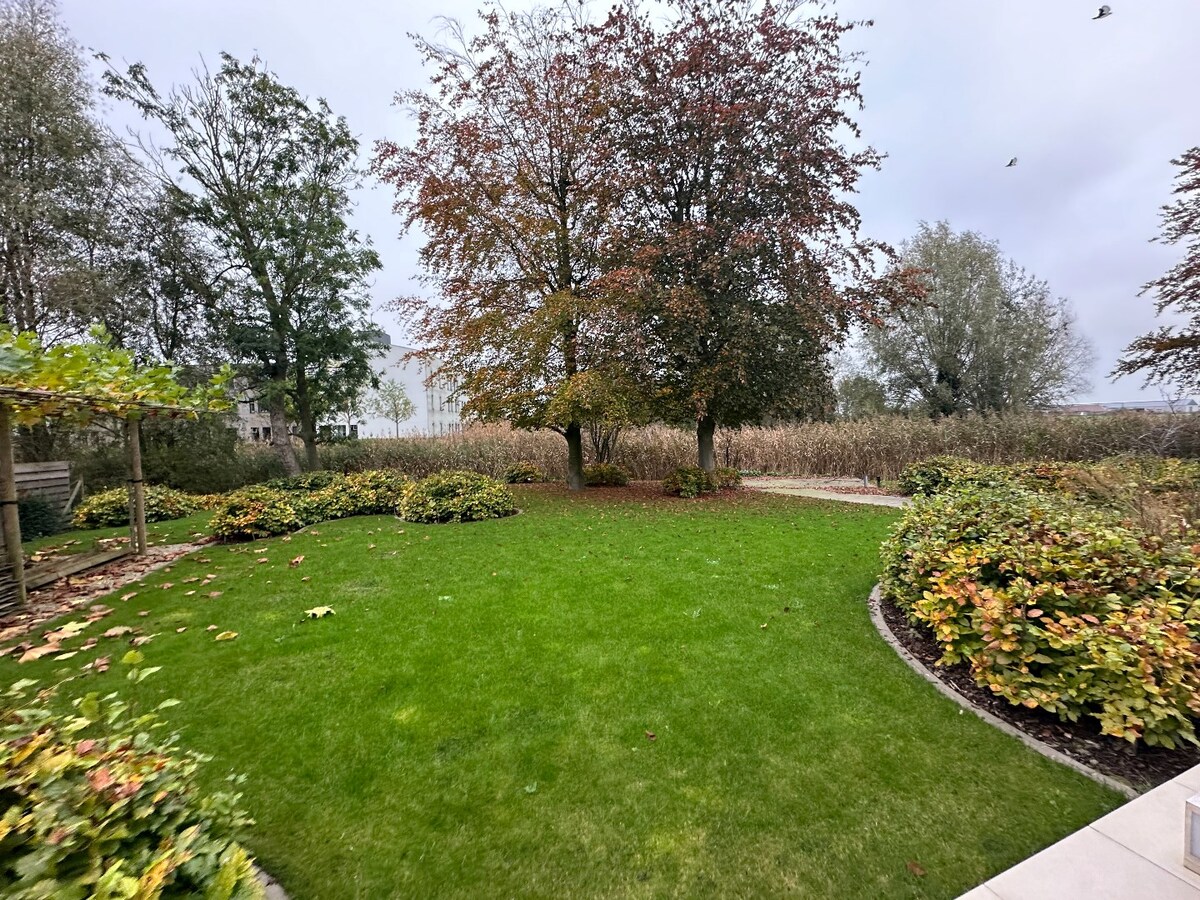 Ruime villa op centrale ligging 