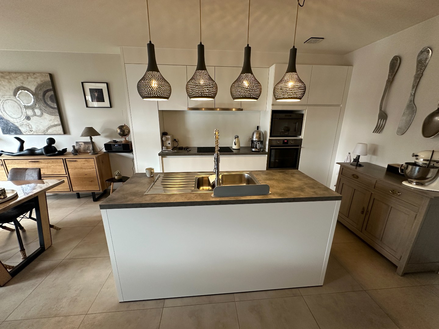 Recente energiezuinige woning met 3/4 slaapkamers, garage en gezellige tuin, Lichtervelde 