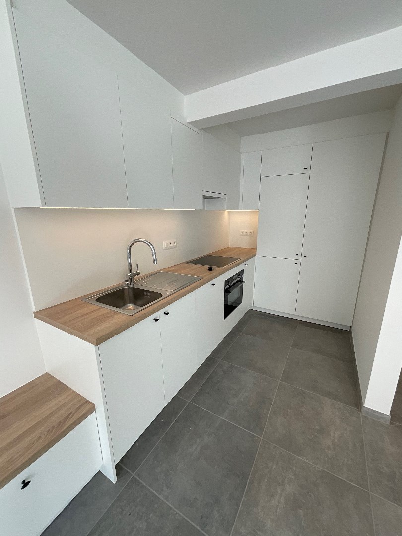 Vernieuwd één slaapkamer appartement 