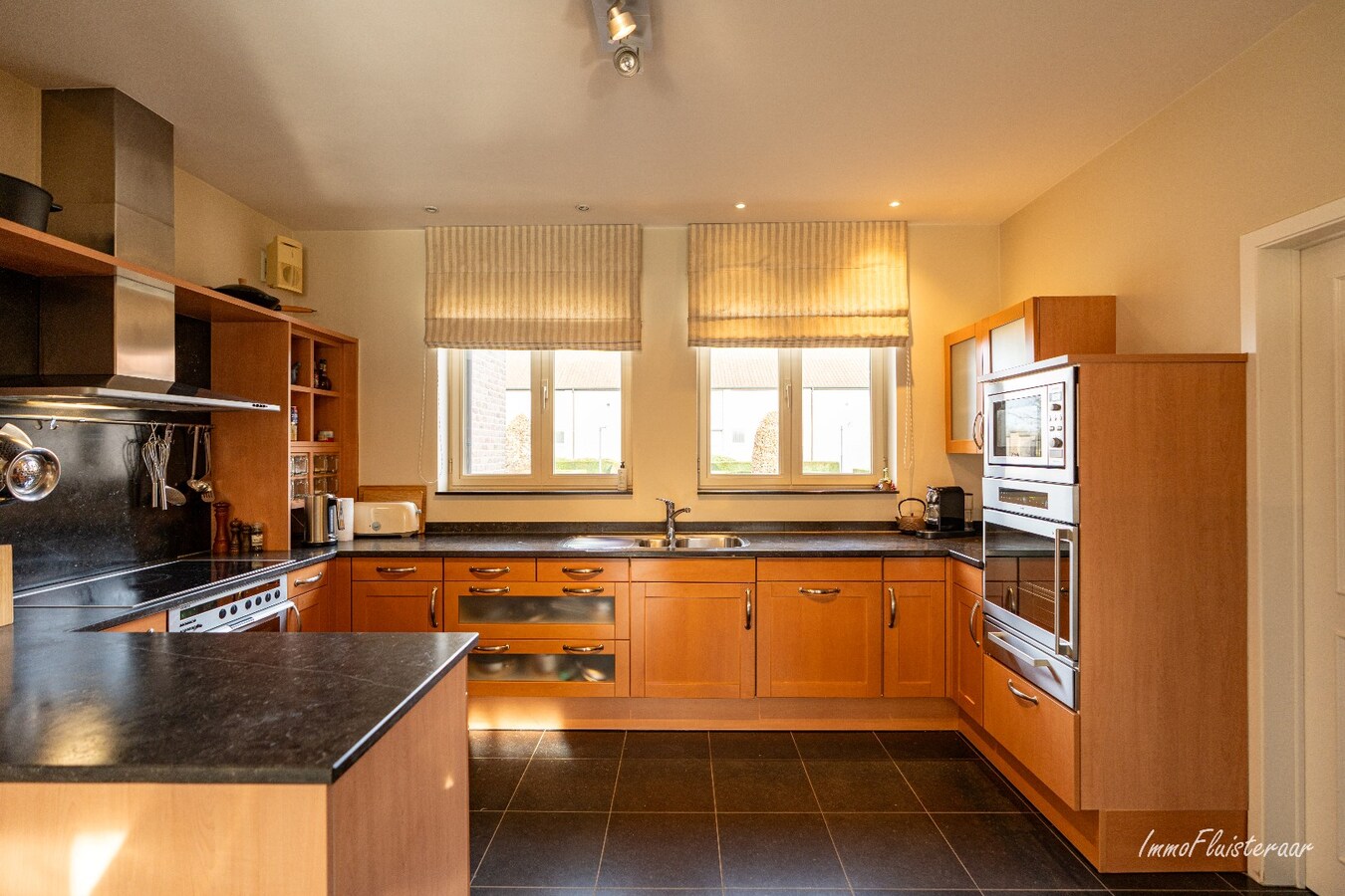 Stoeterij ‘De Roshoeve’ op ca. 5,9 ha te Geel 