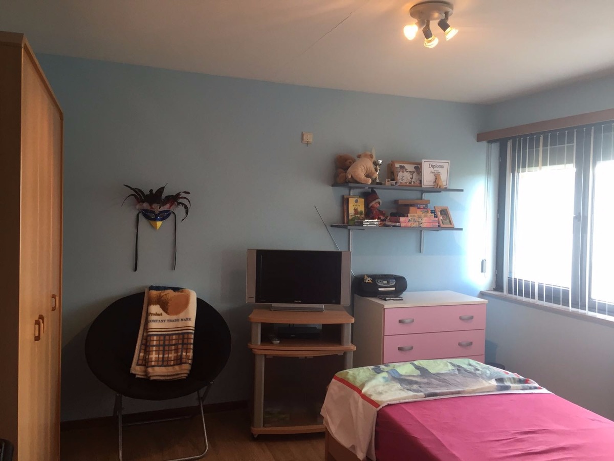 MOOIE GEZINSWONING MET TUIN IN VICOGNE WIJK 