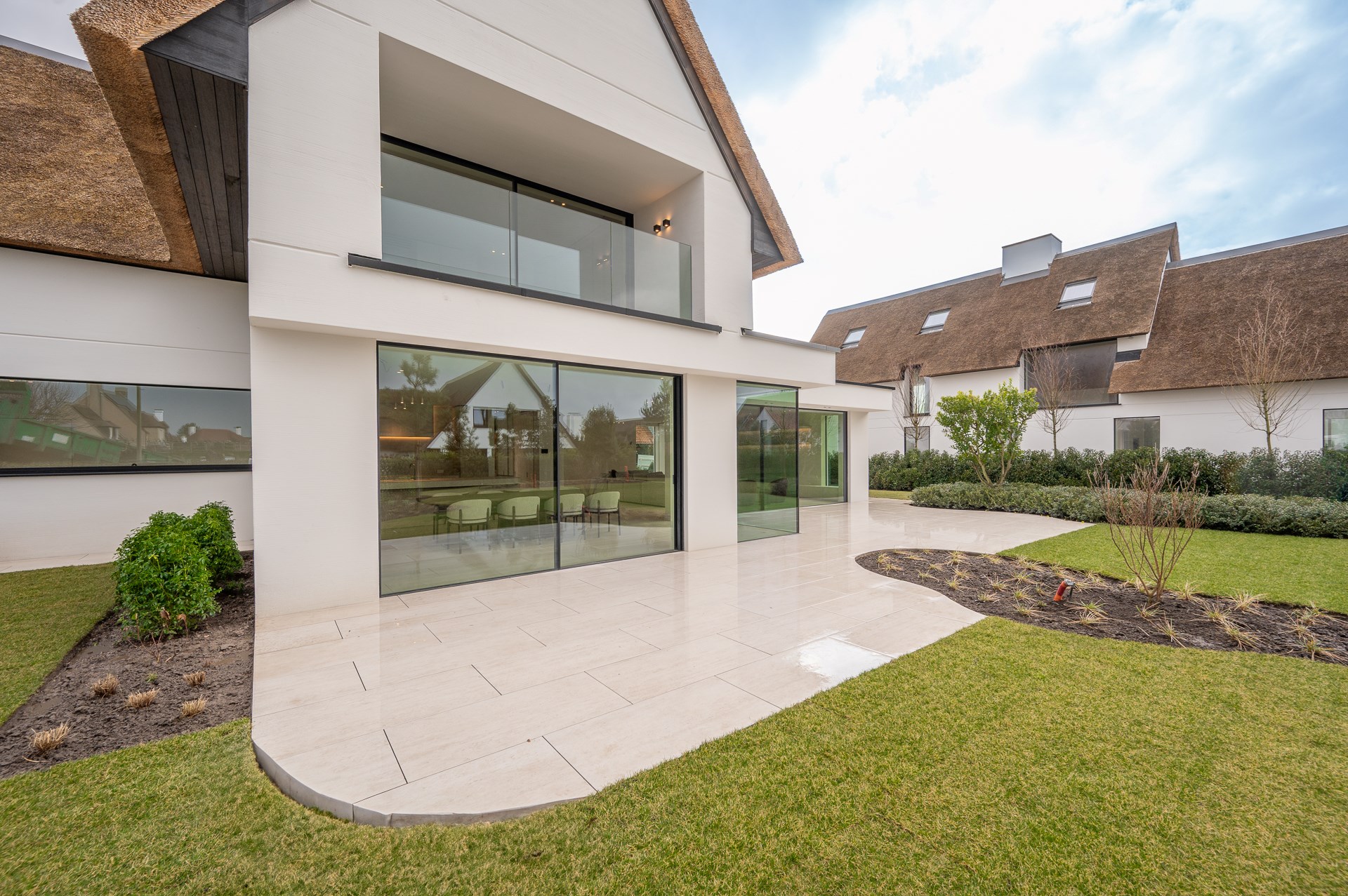 Luxueuze volledig afgewerkte nieuwbouwvilla gelegen aan de rand van het Zoute. 