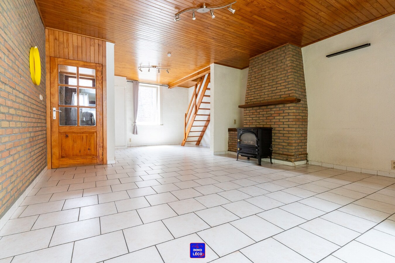 Maison avec cour, idéale 1er achat/investissement ! 