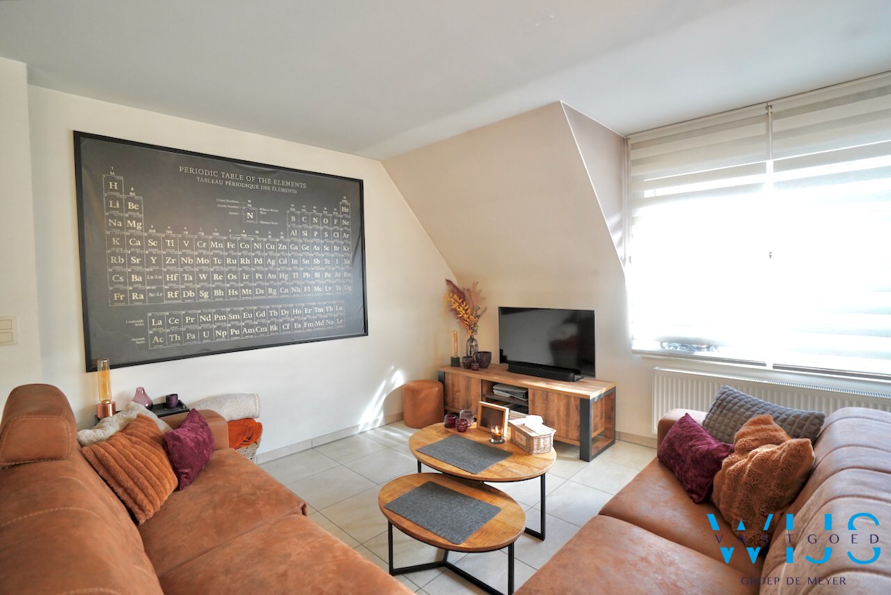 Instapklaar appartement met terras en aparte garage te ERTVELDE ! 