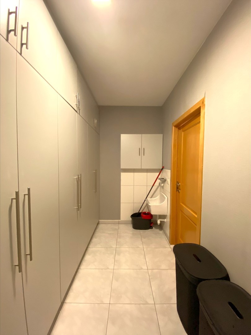 Zeer net gelijkvloers appartement met 2 slpks nabij centrum van Geel! 