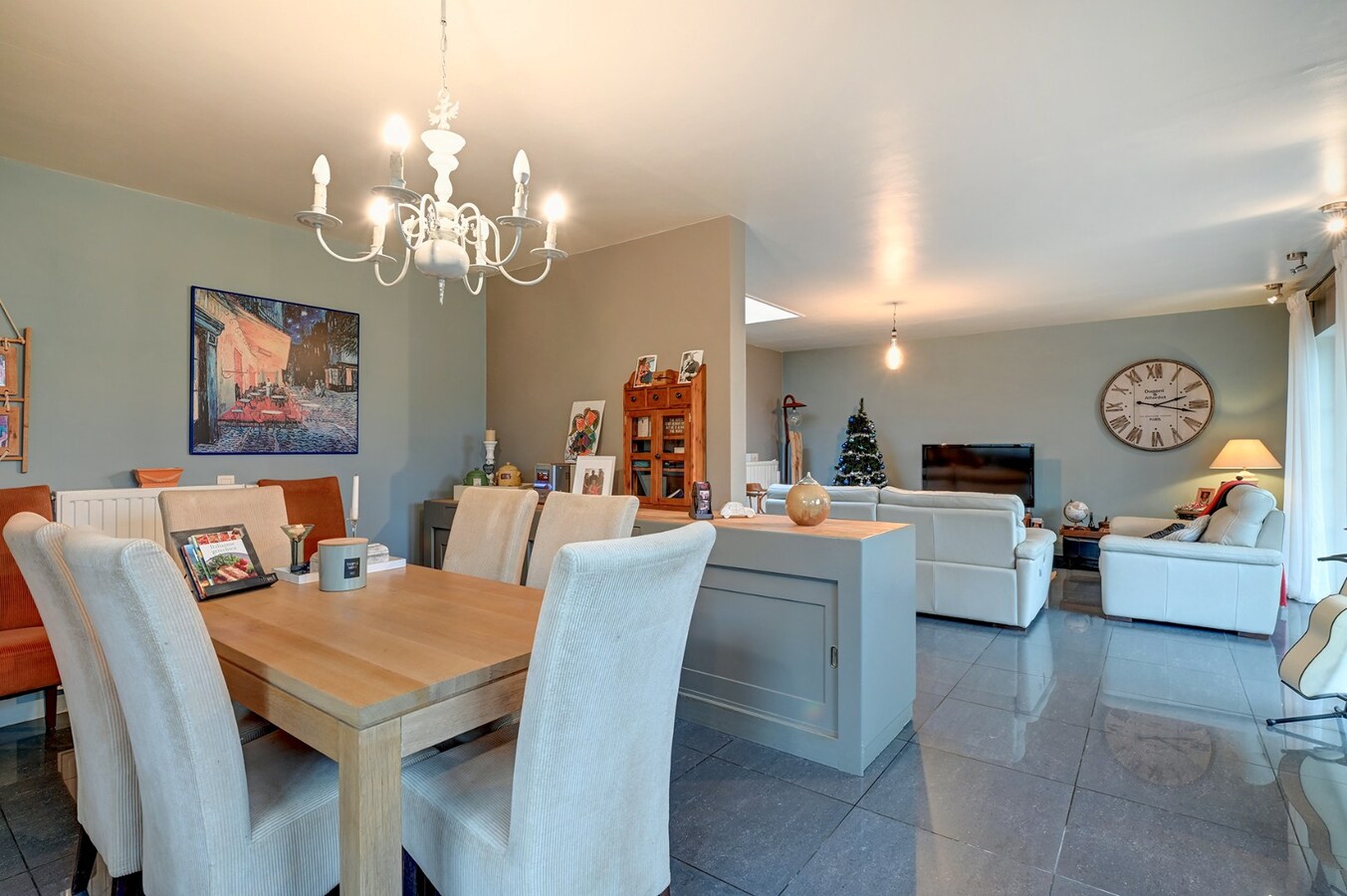 Charmante, instapklare woning met drie slaapkamers 