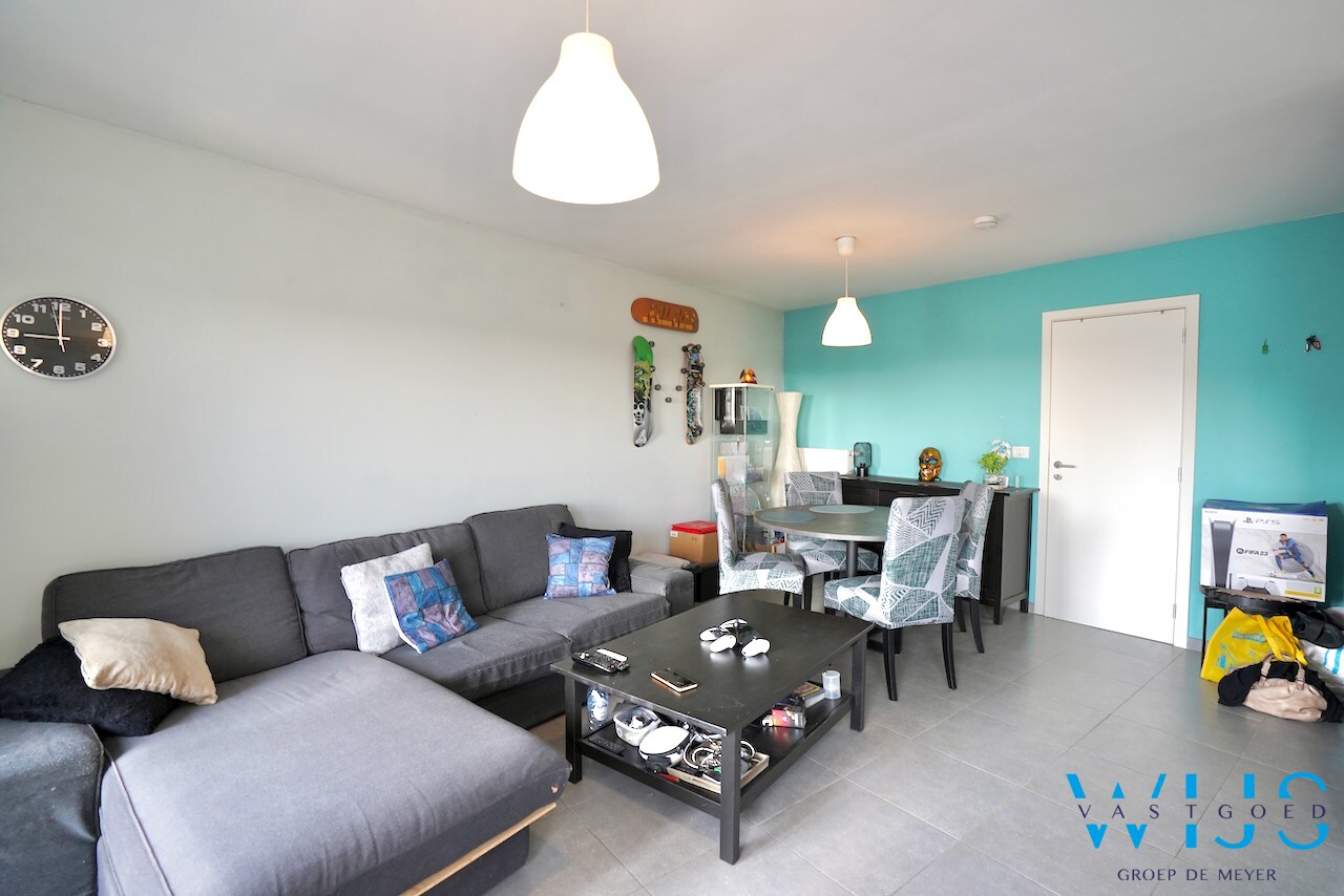 Super gezellig dakappartement met 1 slaapkamer in hartje Assenede ! 