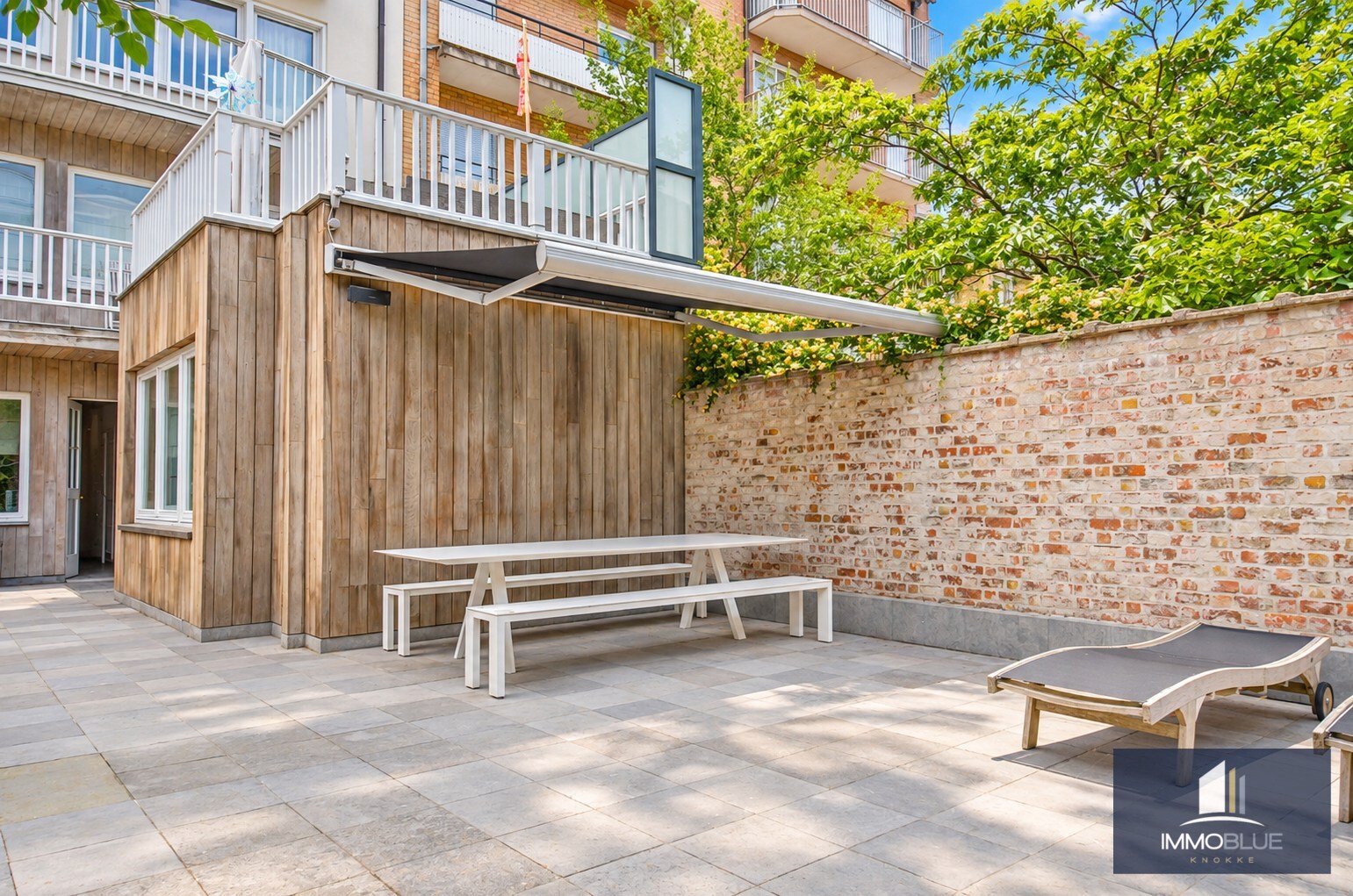 Appartement parfaitement entretenu avec une grande terrasse. 