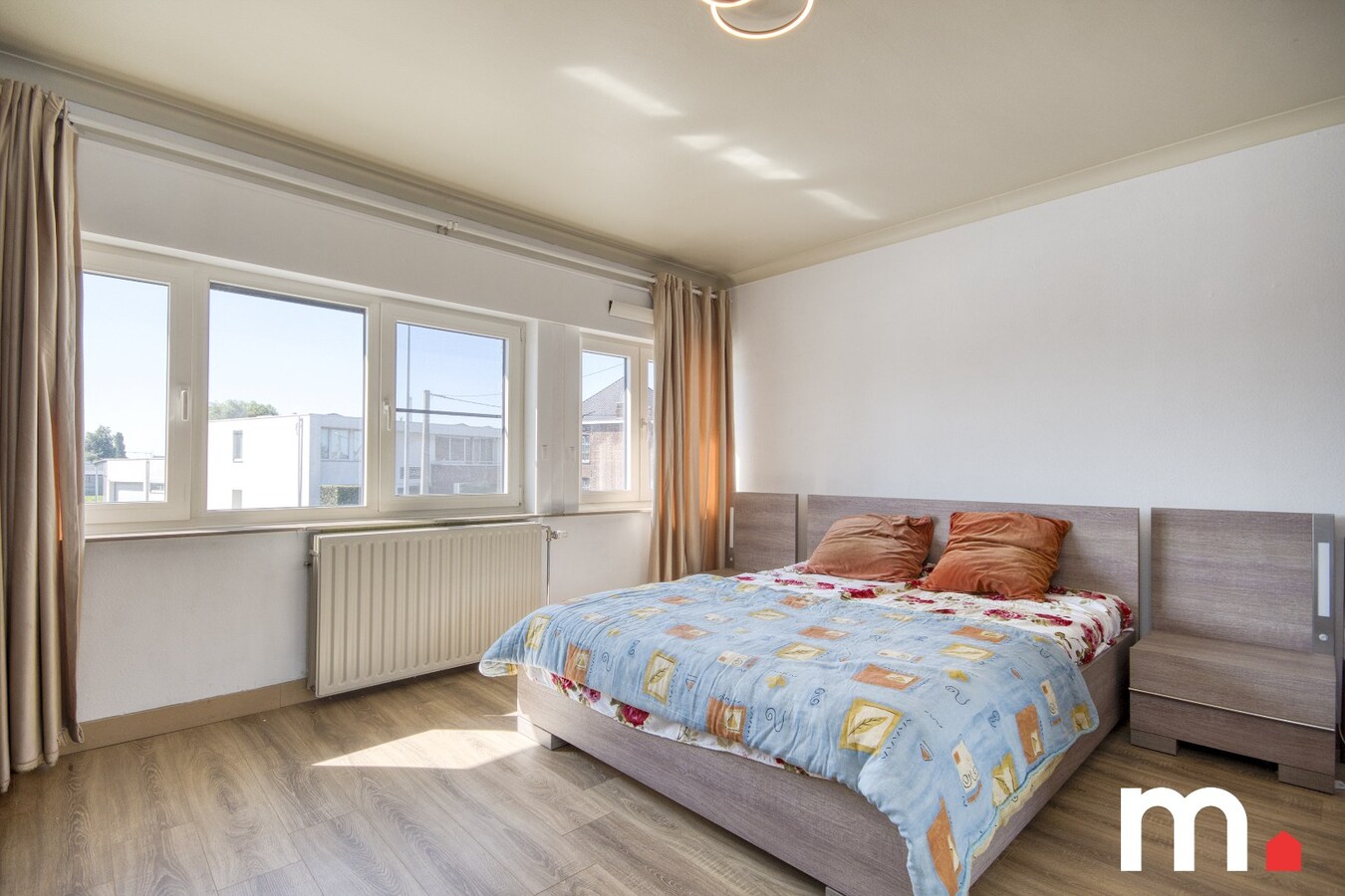 Ruime gezinswoning in de regio Waregem te koop ! 