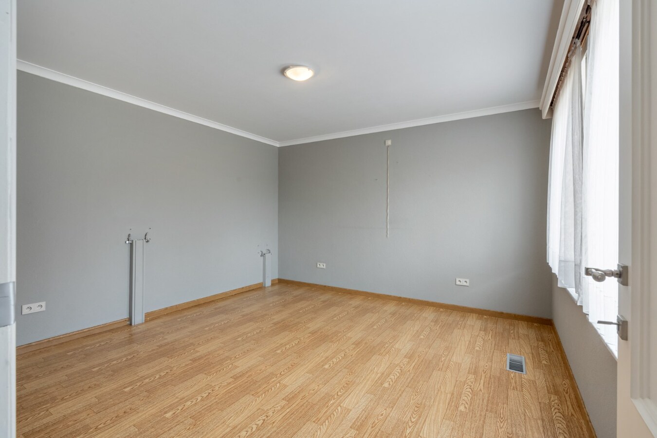 Comfortabele woning met sterke energieprestatie (label A), in landelijk woongebied. 