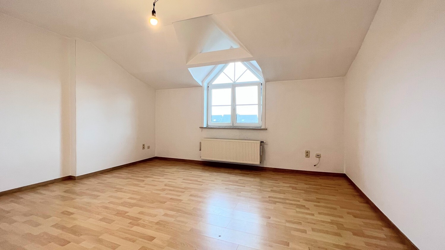 Riante, gerenoveerde woning op perceel van 1020 m² op toplocatie 
