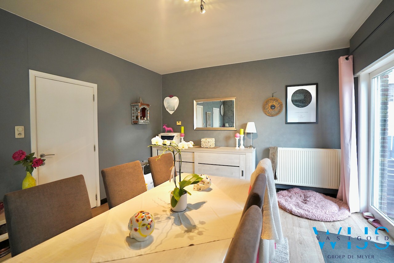 Woonhuis met loods te Sleidinge ! 