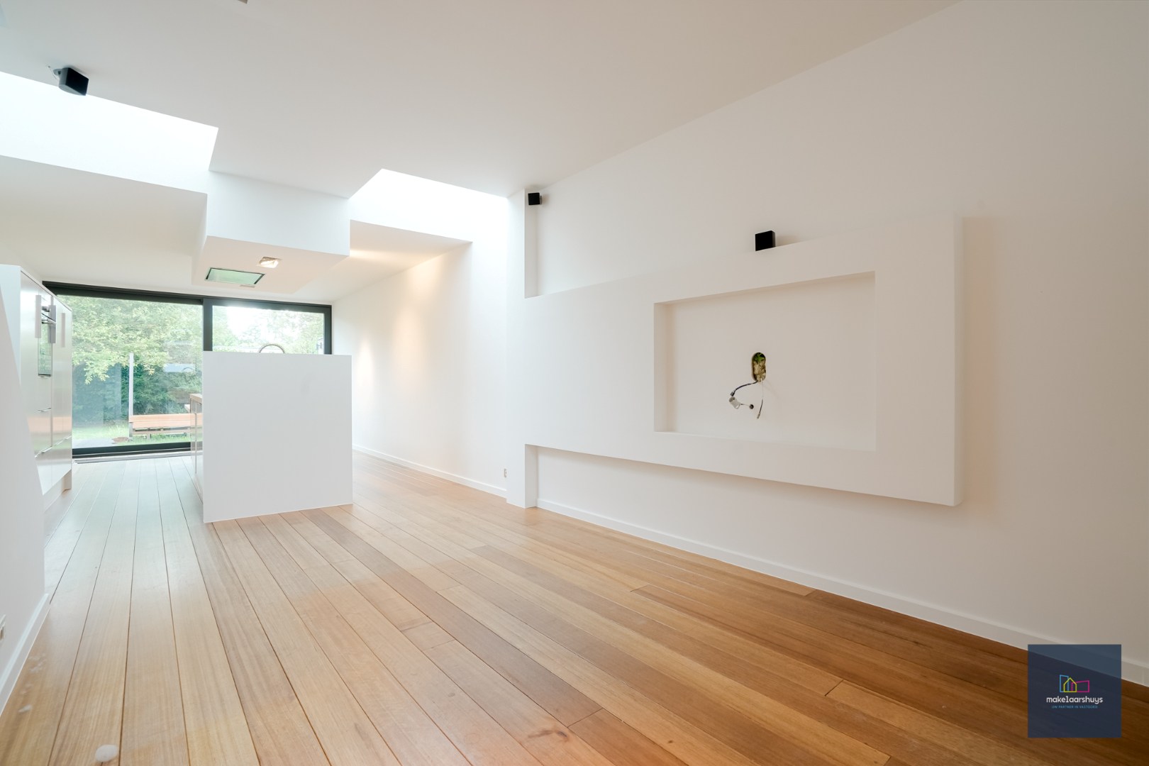 INSCHRIJVEN Instapklare woning MET garage te Gentbrugge 