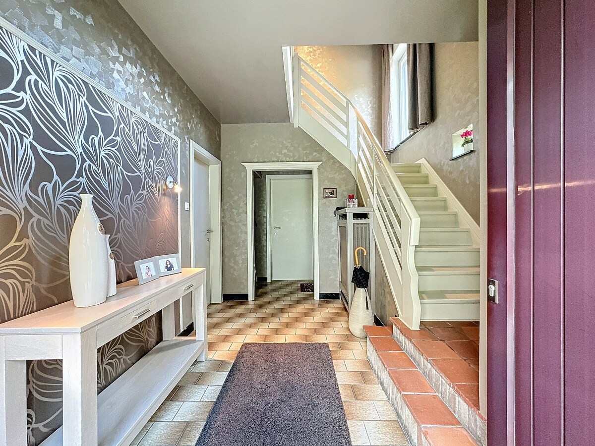 Residentieel gelegen hoekwoning nabij centrum Zottegem 