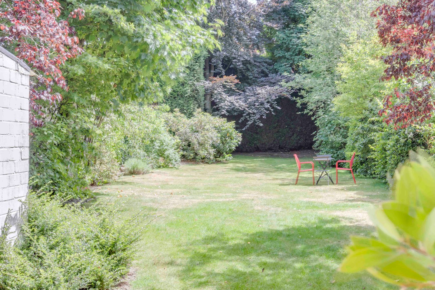 Uniek lichtrijk gerenoveerd appartement te koop in Sint-Amandsberg 